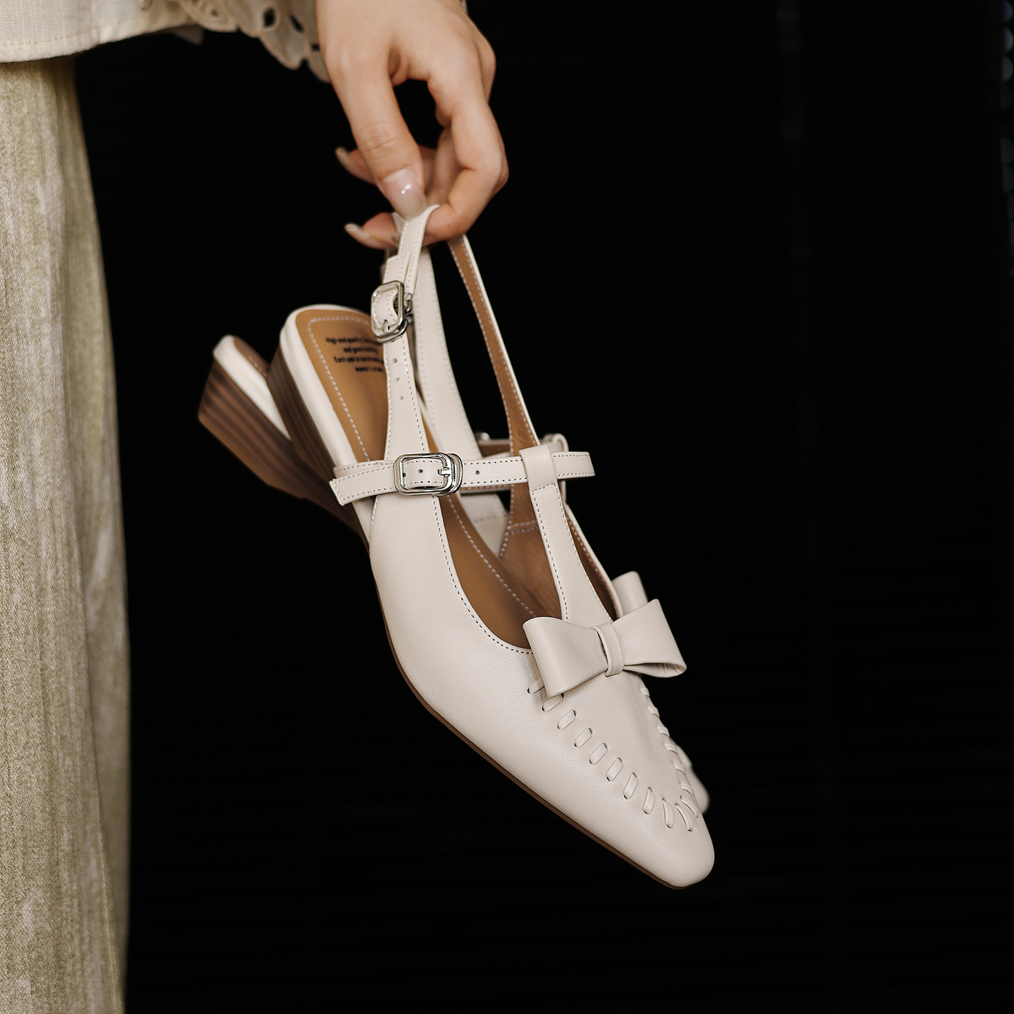 Genuine Leather Cowhide Women' - Leather Classic Strap 리뷰 및 가격