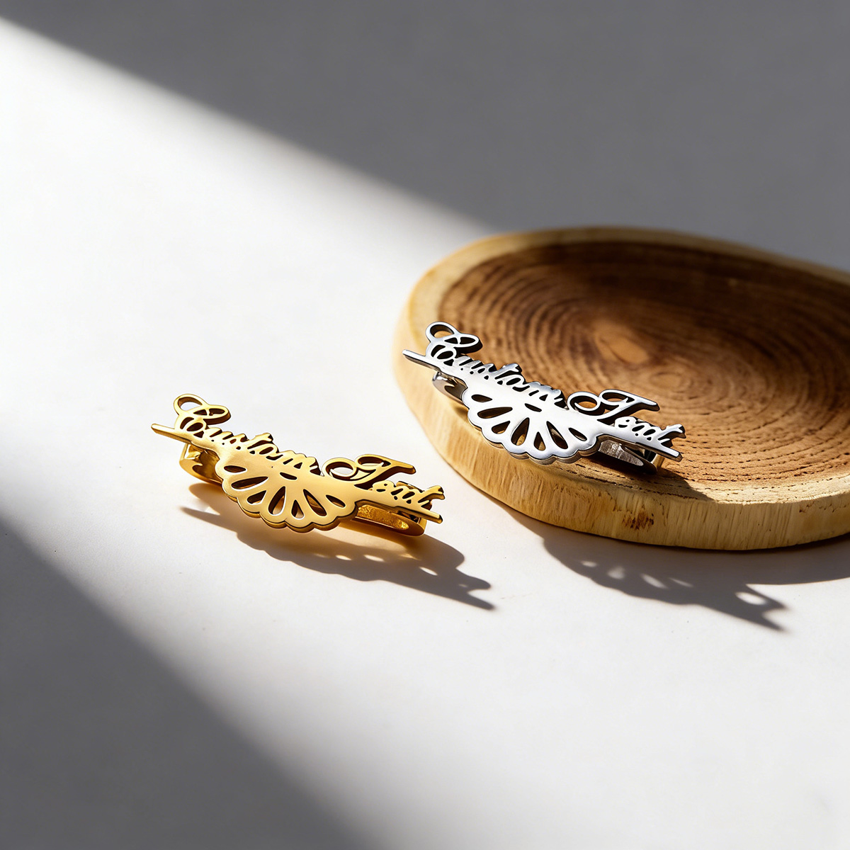 Chandler Custom Name Fan-Shape - Smartwatch Straps & Accessories 리뷰 및 가격